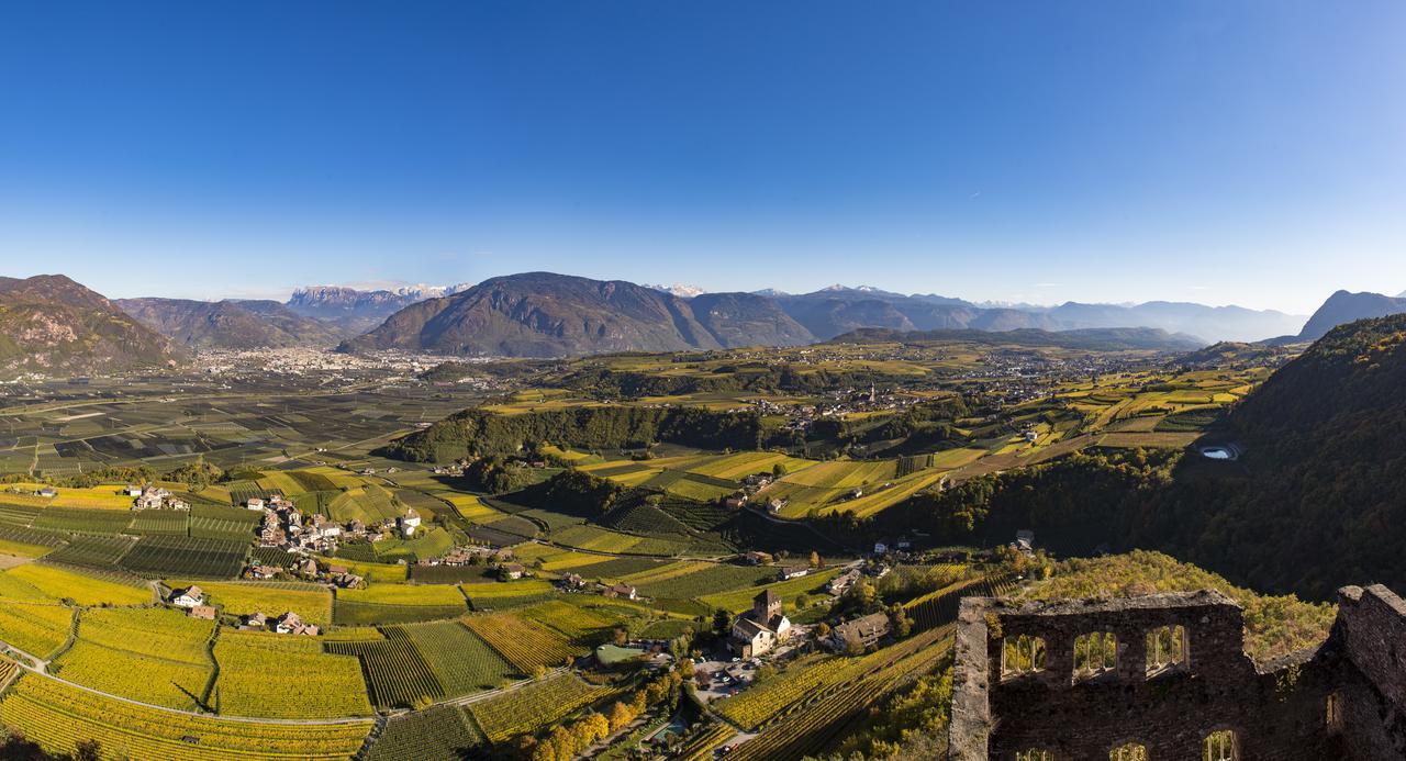 Hotel Christof Appiano Sulla Strada Del Vino Exterior photo